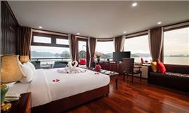Honeymoon Suite with Terrace